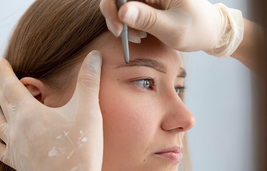 What to Expect in the First Week After Eyebrow Transplant Surgery in Dubai