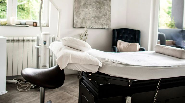 Massage Bed in India