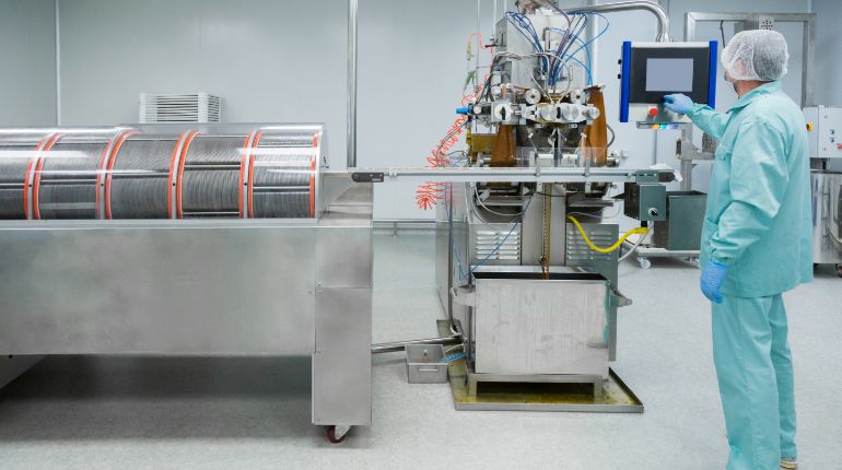 Vacuum Forming Machine in India